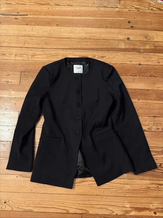Abercrombie & Fitch Jackets & Blazers - ABERCROMBIE & FITCH Women's Collarless Black Blazer - size Medium M NWOT